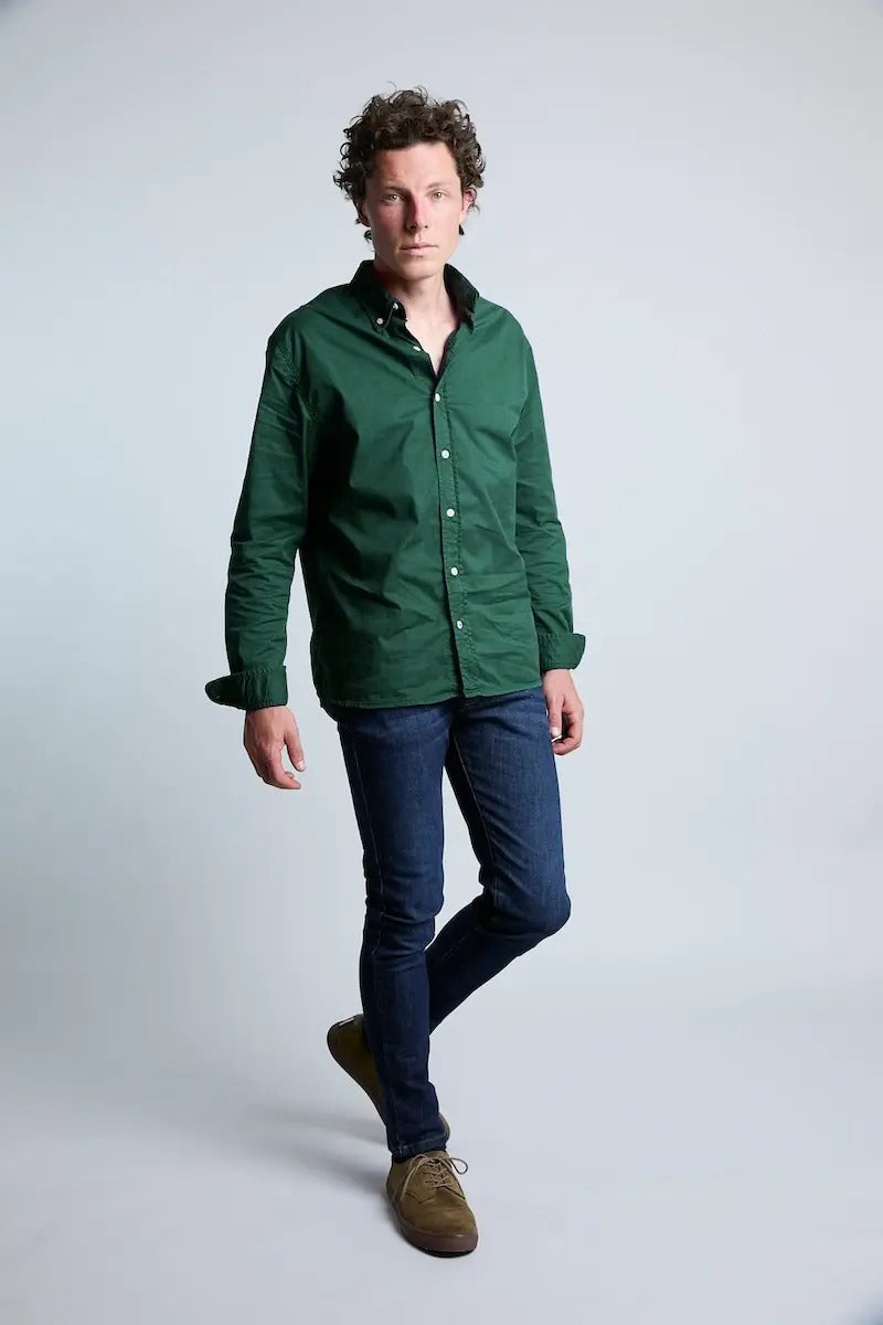 Camisa hombre algodón regular fit manga larga color verde oscuro