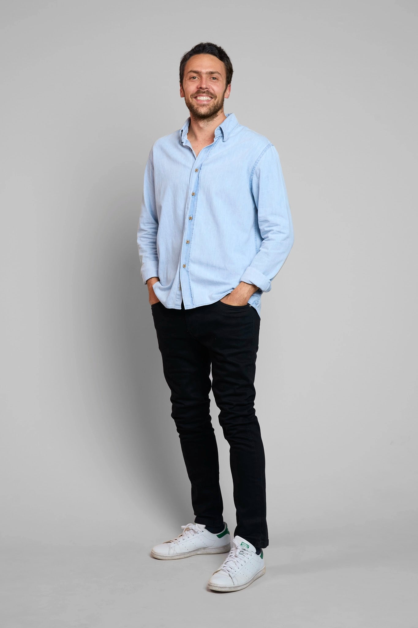 Camisa hombre algodón regular fit manga larga color azul claro