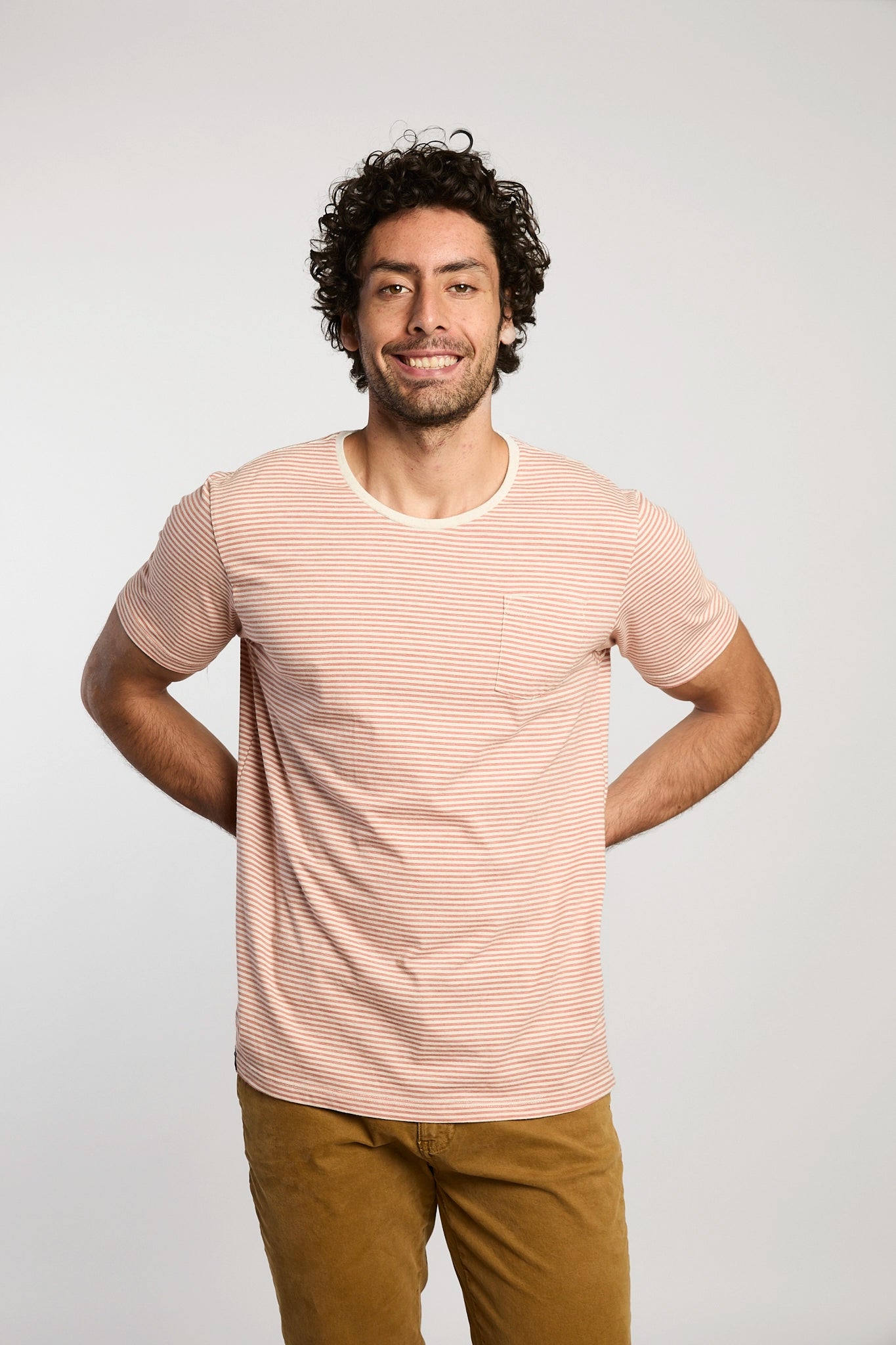 Camiseta Pulsos Ocultos Rayas Naranja