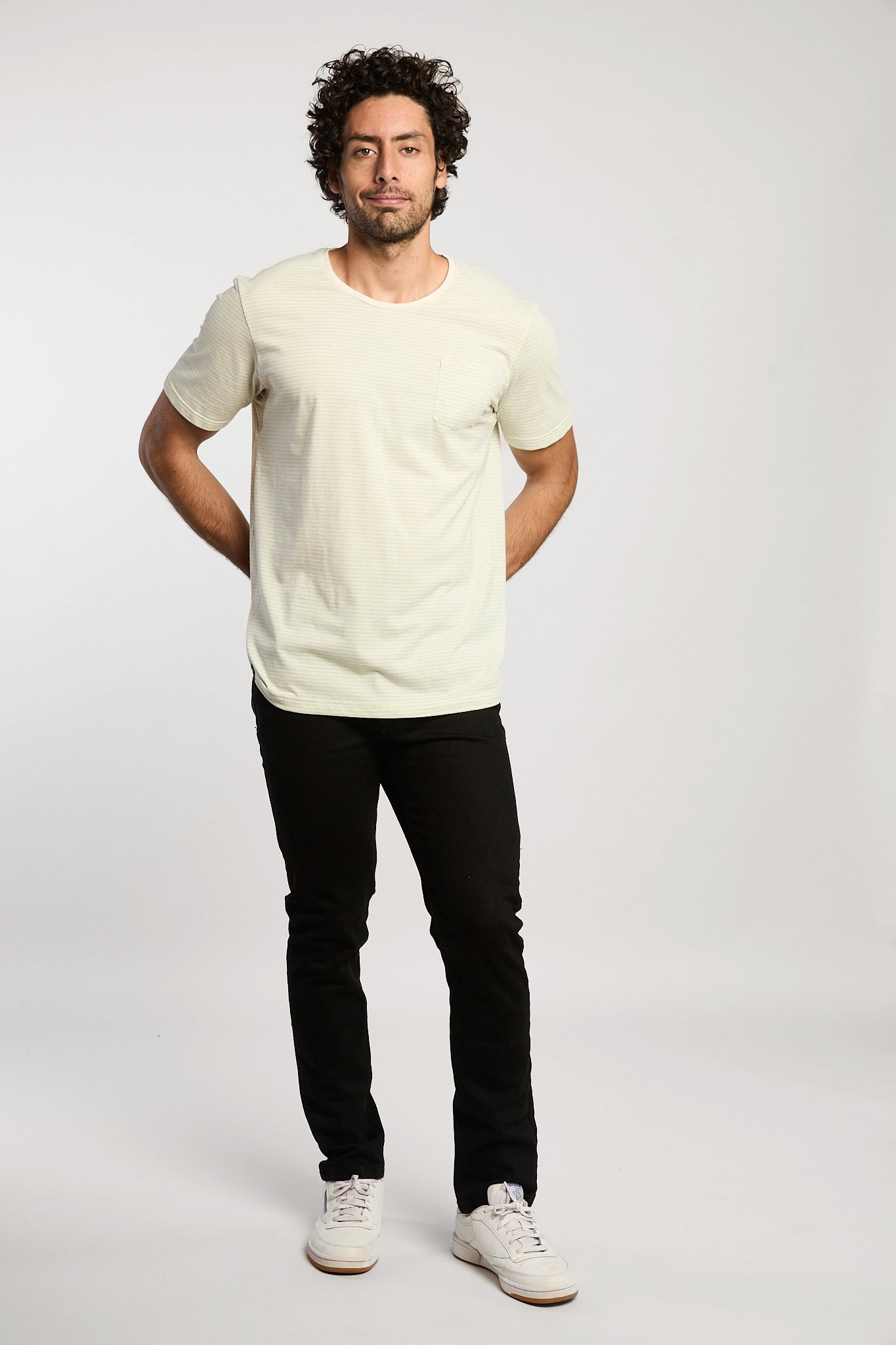 Camiseta Pulsos Ocultos Rayas Verde Claro