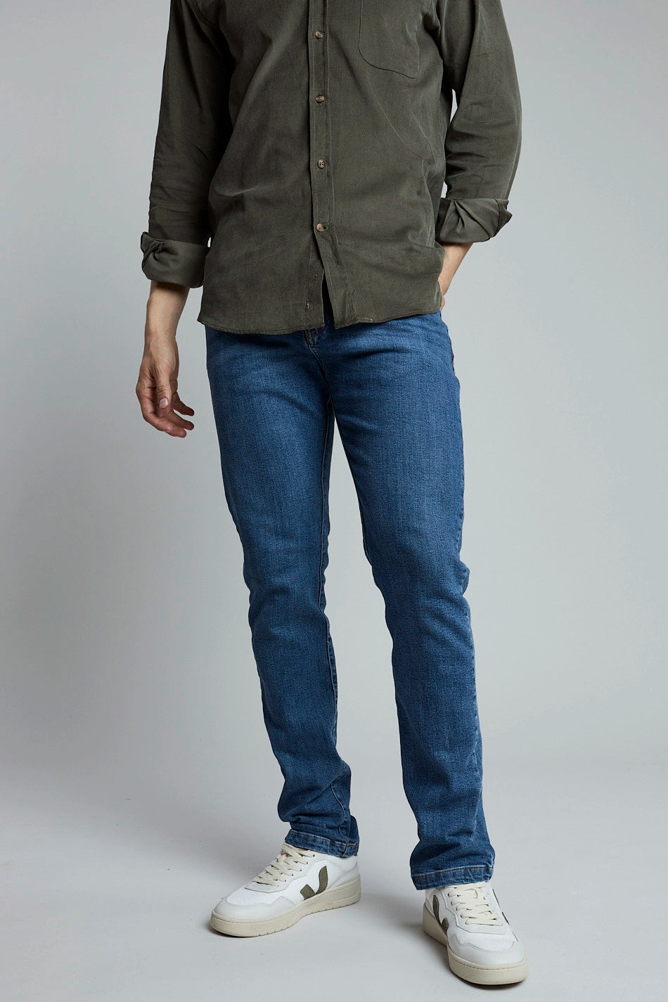 Jean azul medio slim fit