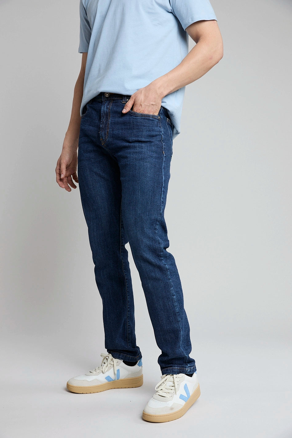 Jean azul oscuro slim fit