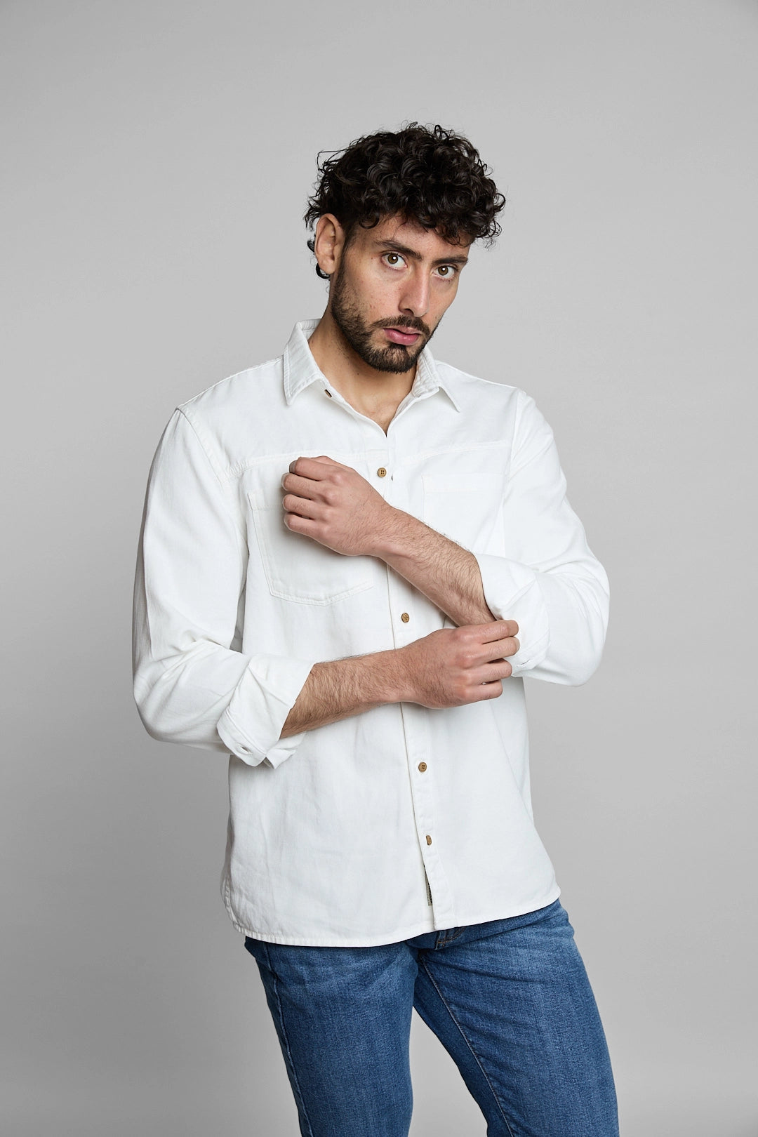 Sobrecamisa blanca