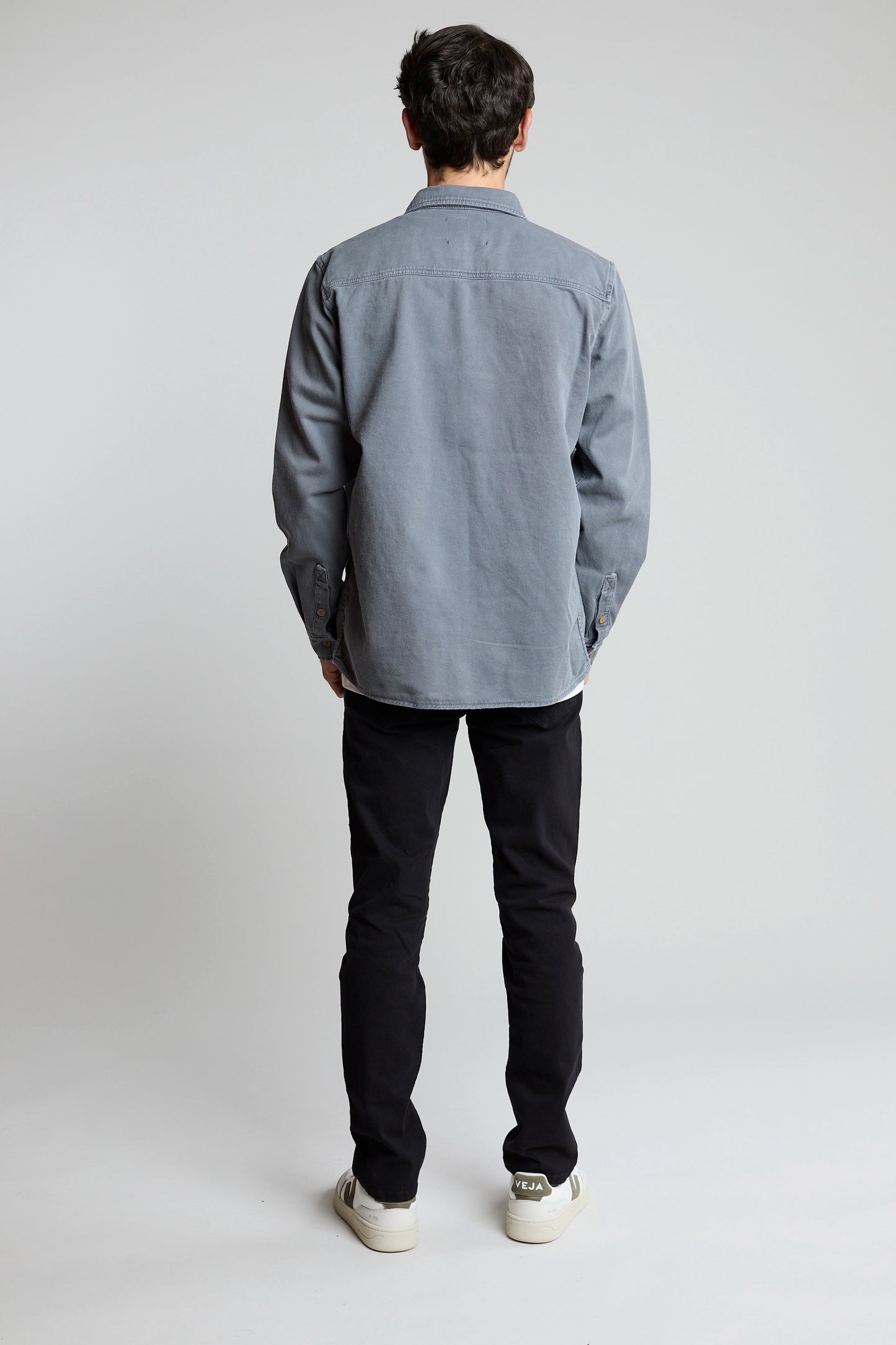 Sobrecamisa gris