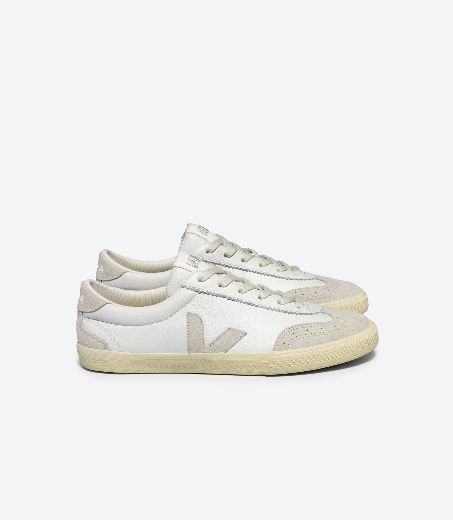 Tenis Veja Volley White Natural