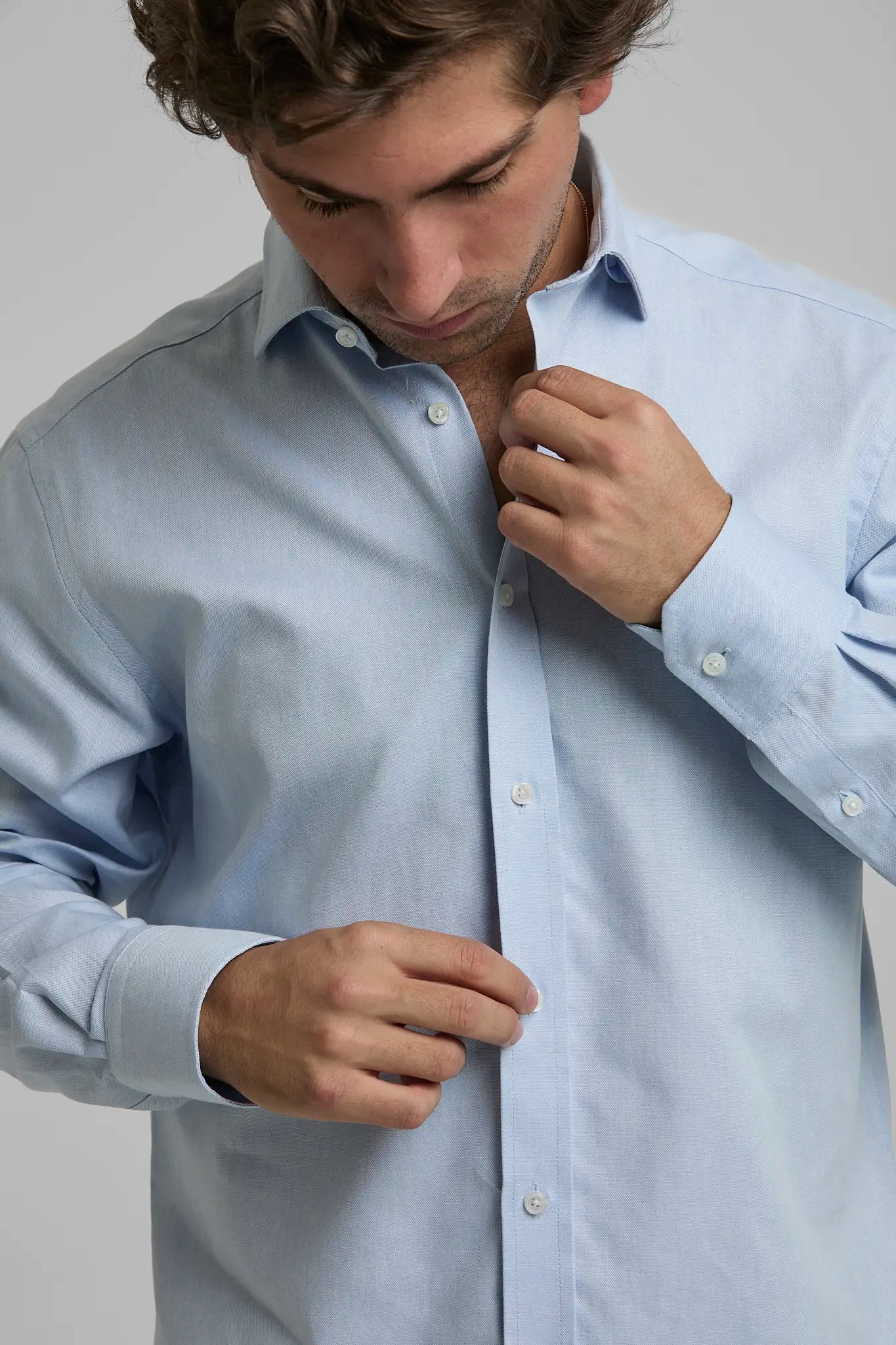 Camisa Hombre Oxford Azul Clara azul — camisa sostenible unisex hecha en Colombia, vista | Cíclico