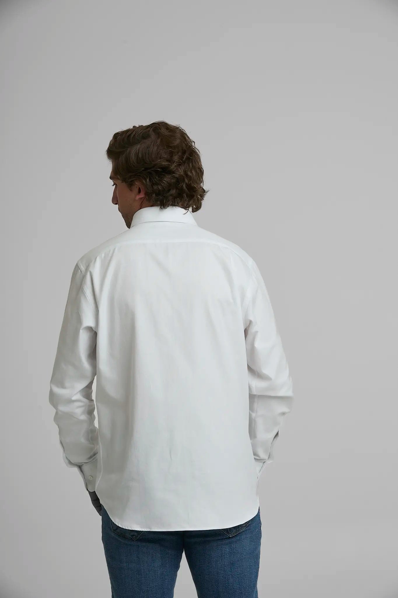 Camisa Hombre Oxford Blanca — camisa sostenible unisex hecha en Colombia, detalle tejido | Cíclico