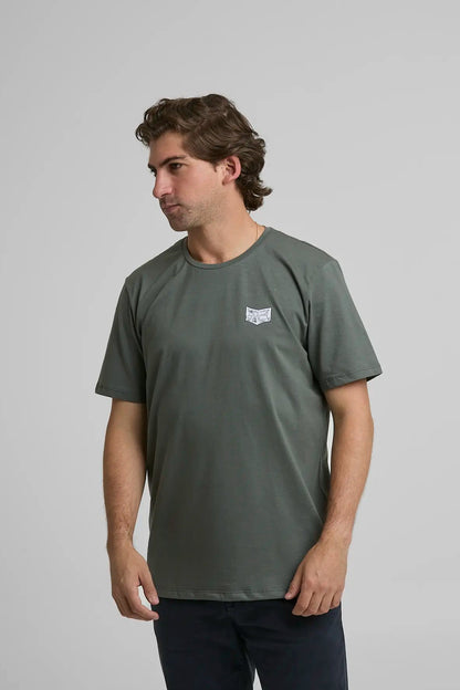 Camiseta Todo está Pasando Gris