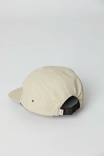 Gorra 5 panel beige
