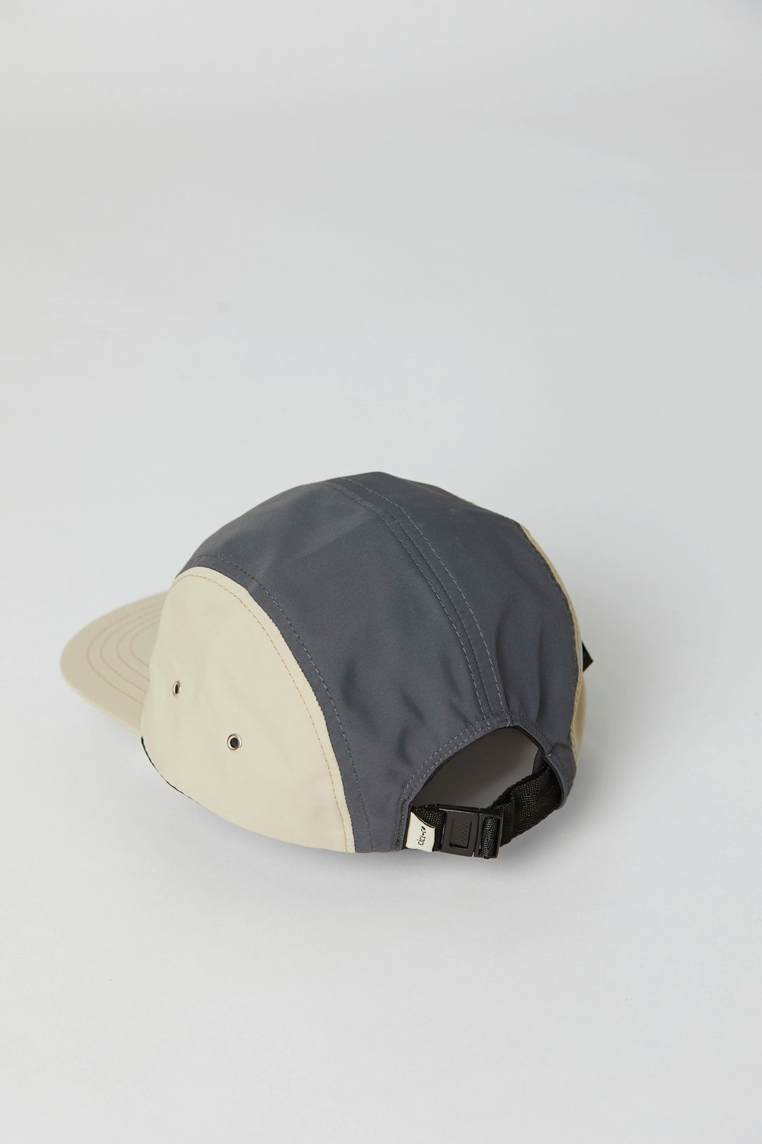 Gorra 5 panel tricolor verde