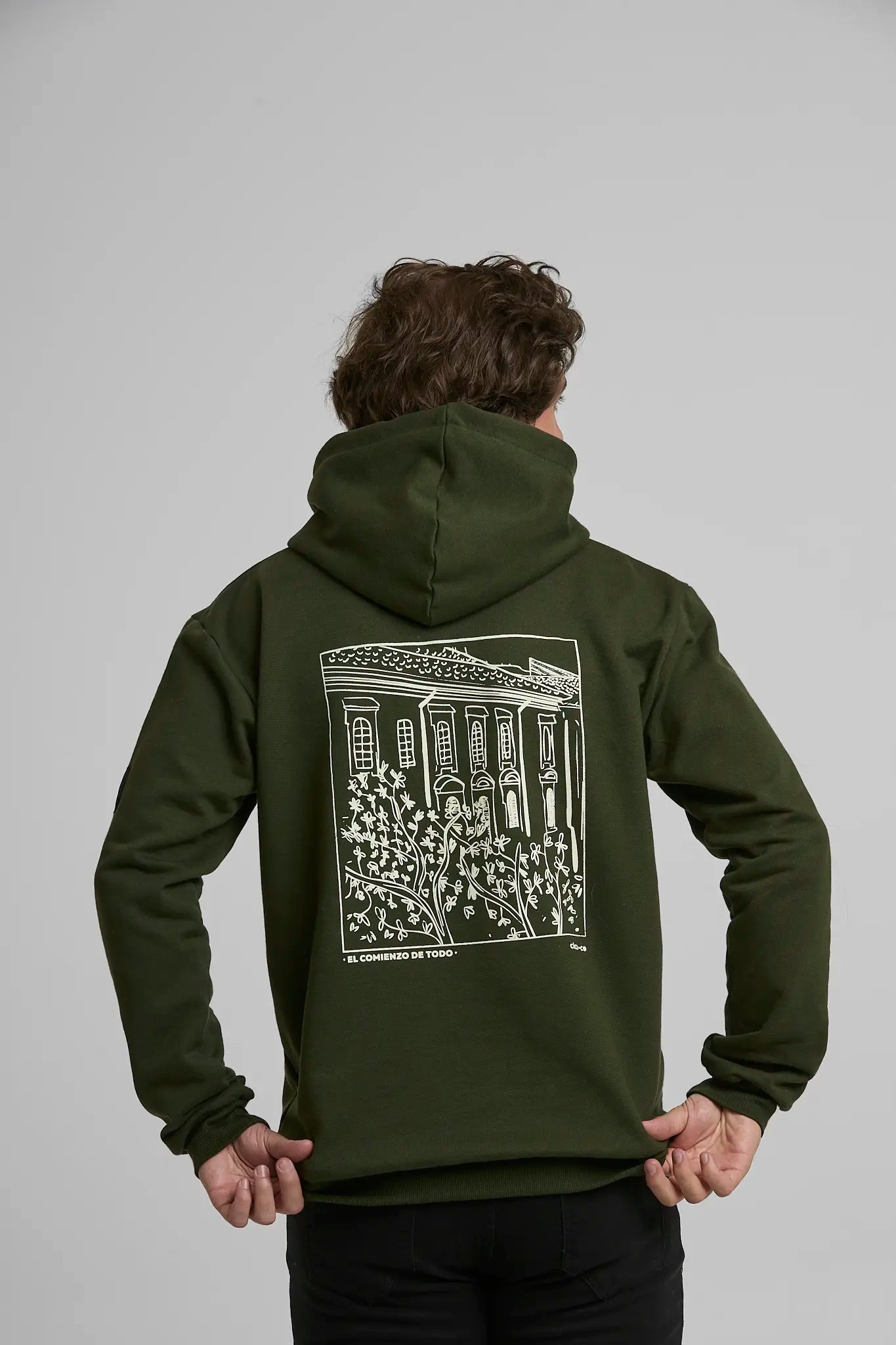 Hoodie el Comienzo de Todo