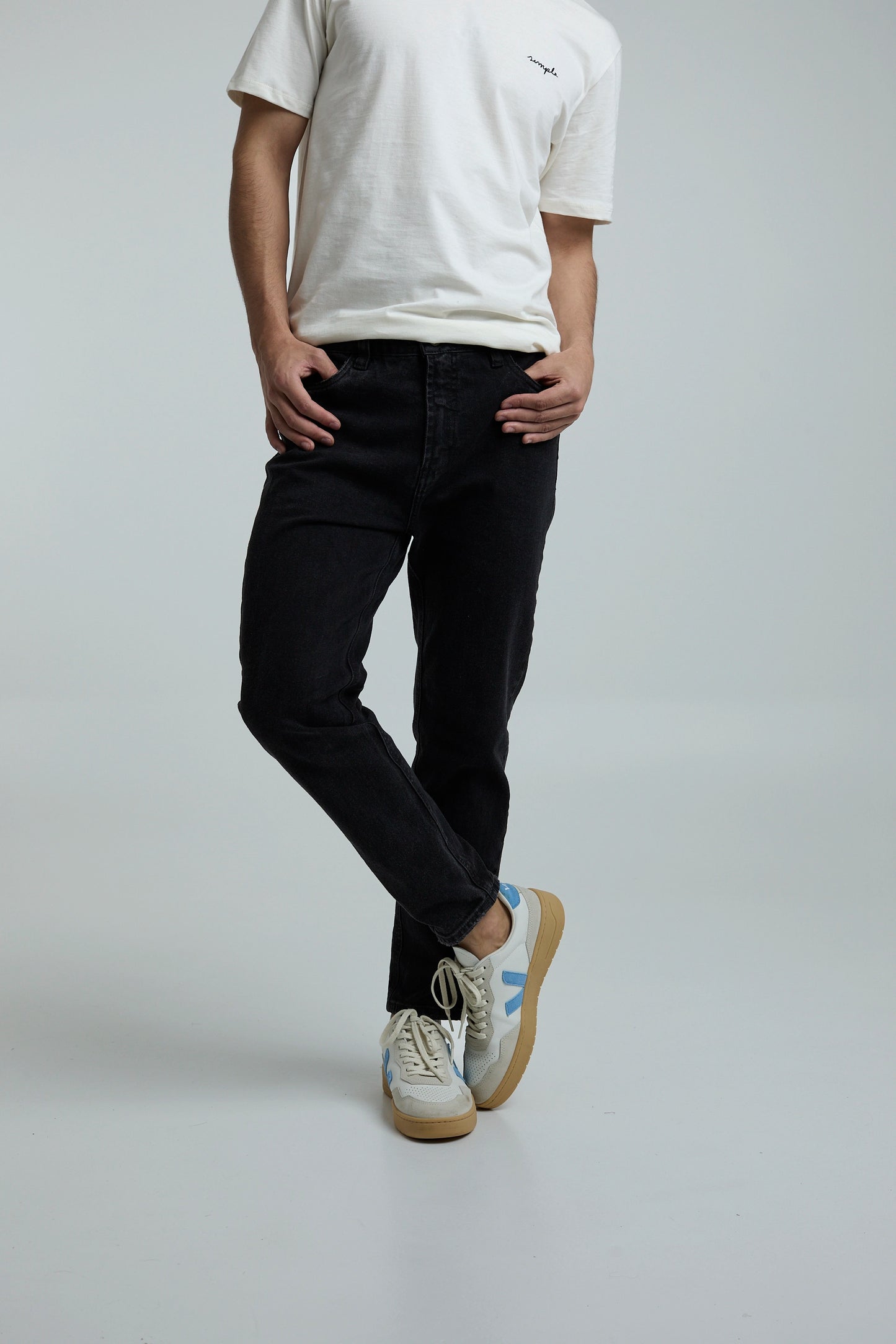 JEANS CROP NEGRO