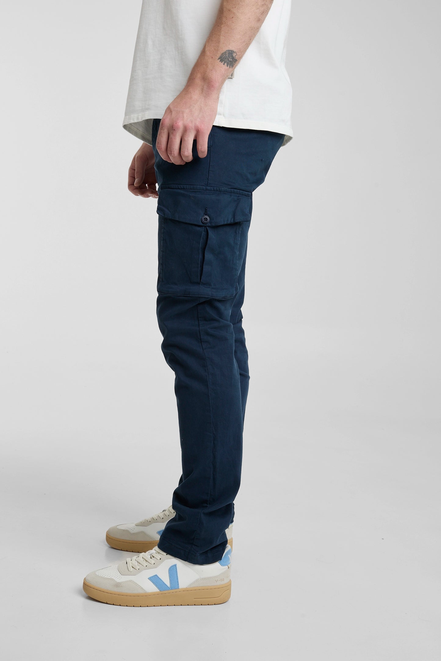 Pantalón Cargo Vallarte Azul Oscuro