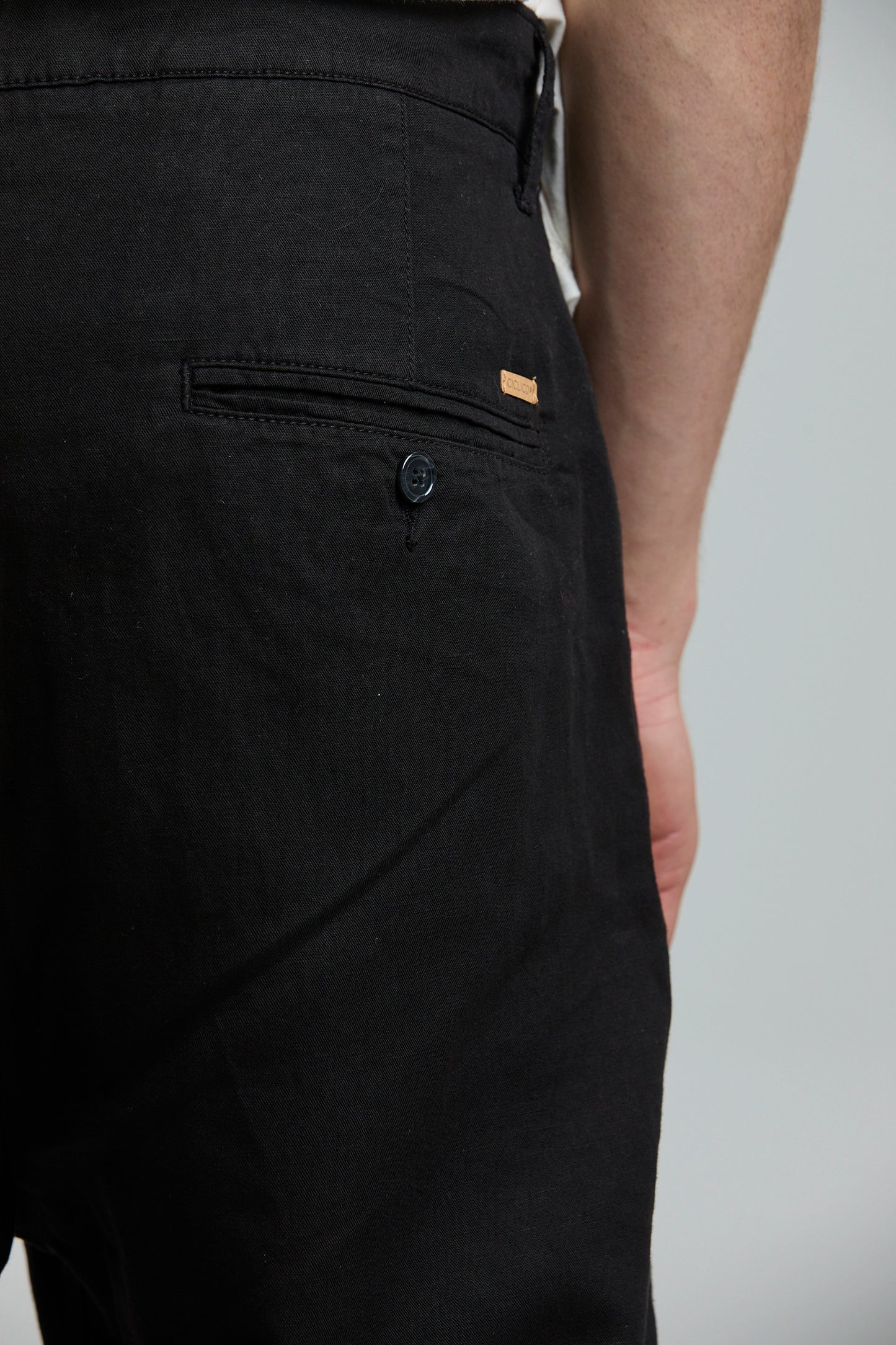 Pantalón Carrot Negro