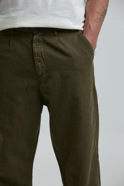 Pantalón Carrot Verde Militar