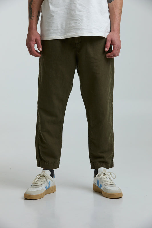 Pantalón Carrot Verde Militar