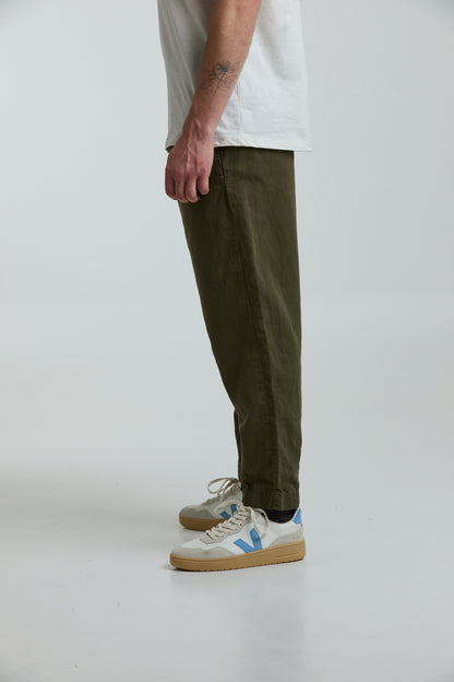 Pantalón Carrot Verde Militar