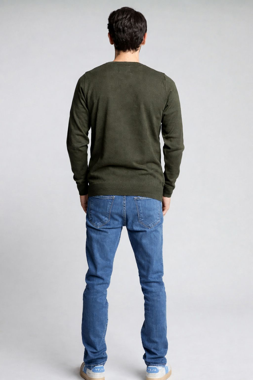 Sweater Hombre Basico Crewneck Verde Jaspe verde — suéter tejido sostenible unisex hecha en Colombia, vista trasera | Cíclico