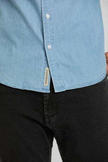 Camisa Jean Button Down Azul Claro