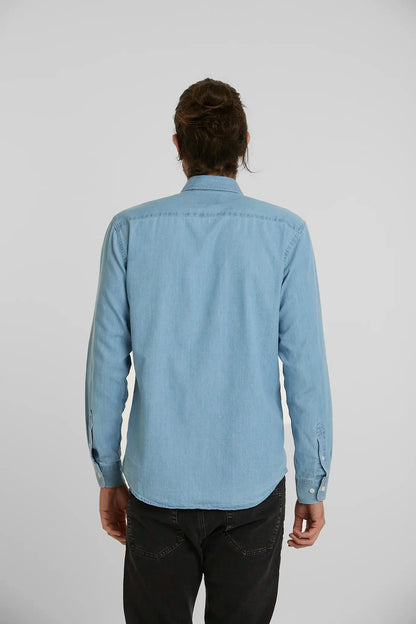 Camisa Jean Button Down Azul Claro