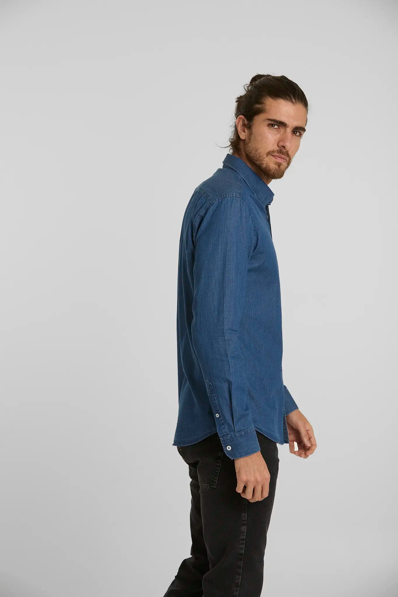 Camisa Jean Button Down Azul Medio
