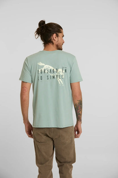 Camiseta Forjado En Lo Simple