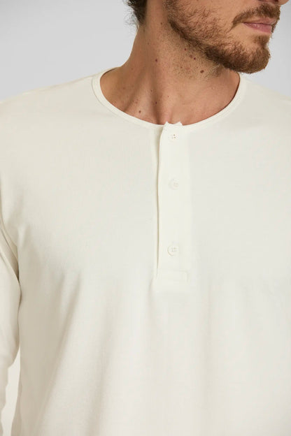Camiseta Henley Crudo