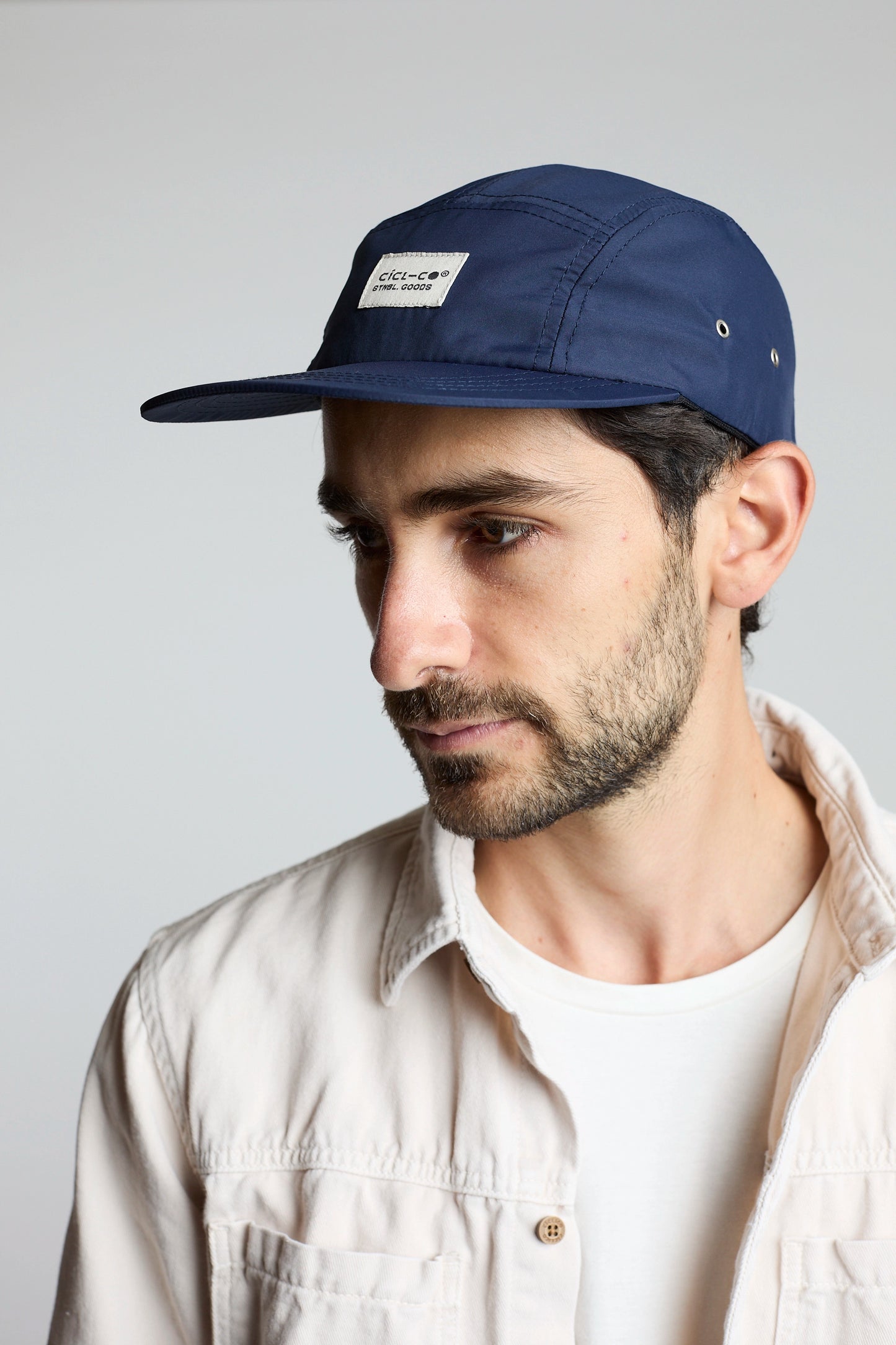Gorra 5 panel azul oscuro