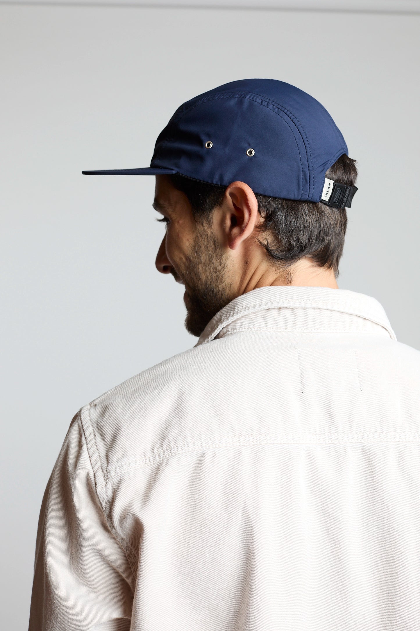Gorra 5 panel azul oscuro