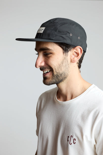 Gorra 5 panel negro