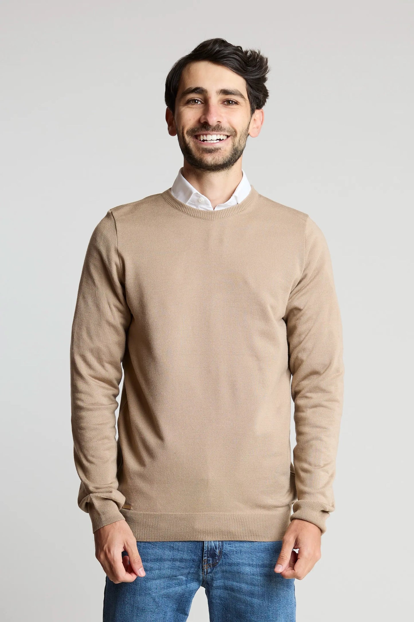 Sueter tejido básico beige